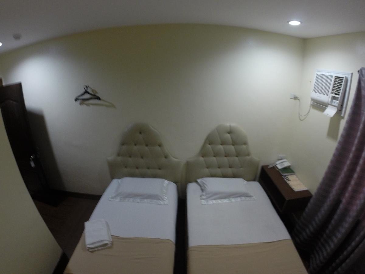 Rich Manor Pension House Cagayan de Oro Exterior foto